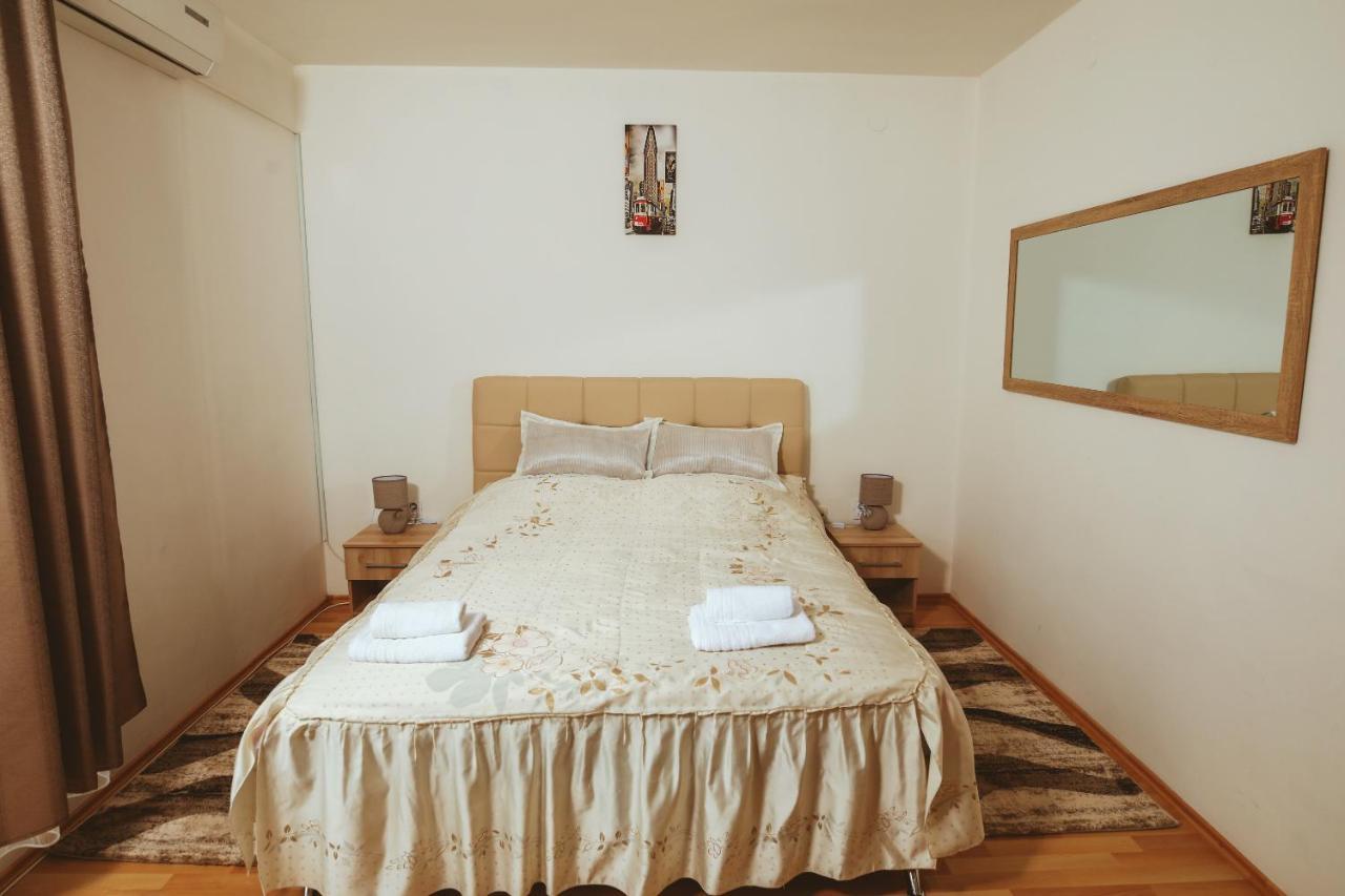 Apartman Centar 1 Banja Luka Esterno foto
